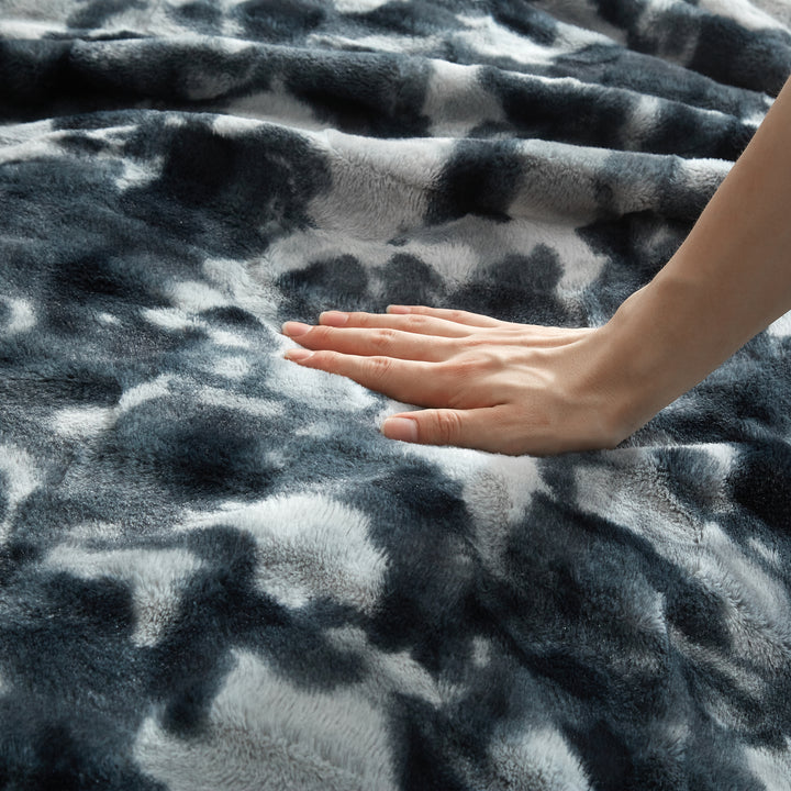 Faux Fur Reversible Sherpa Blanket | Cozy Plush Throw | Couch, Sofa, Bed