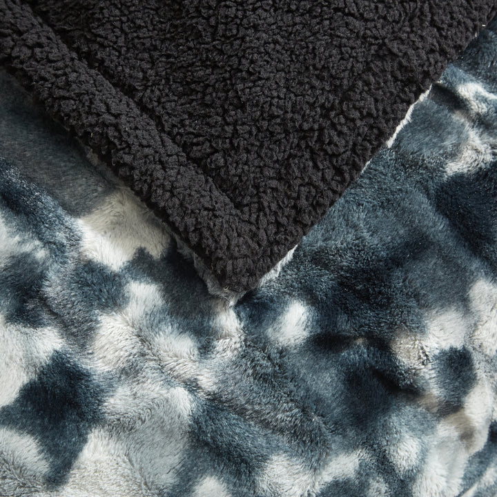 Faux Fur Reversible Sherpa Blanket | Cozy Plush Throw | Couch, Sofa, Bed